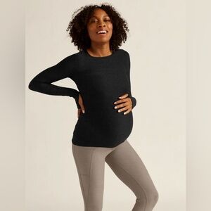 Beyond Yoga Long Sleeve Maternity Shirt